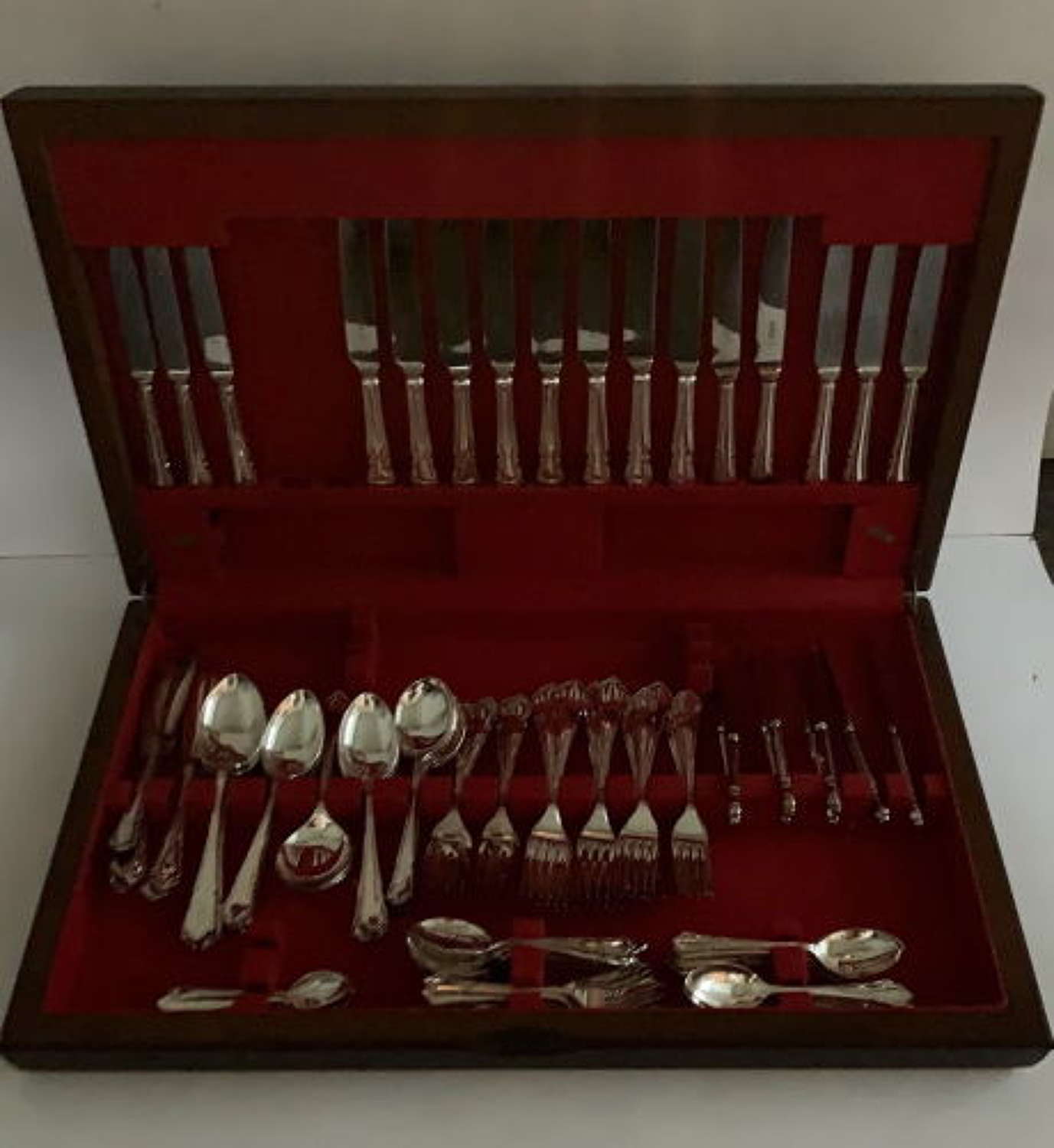 Eight Place Setting Canteen of Cutlery
