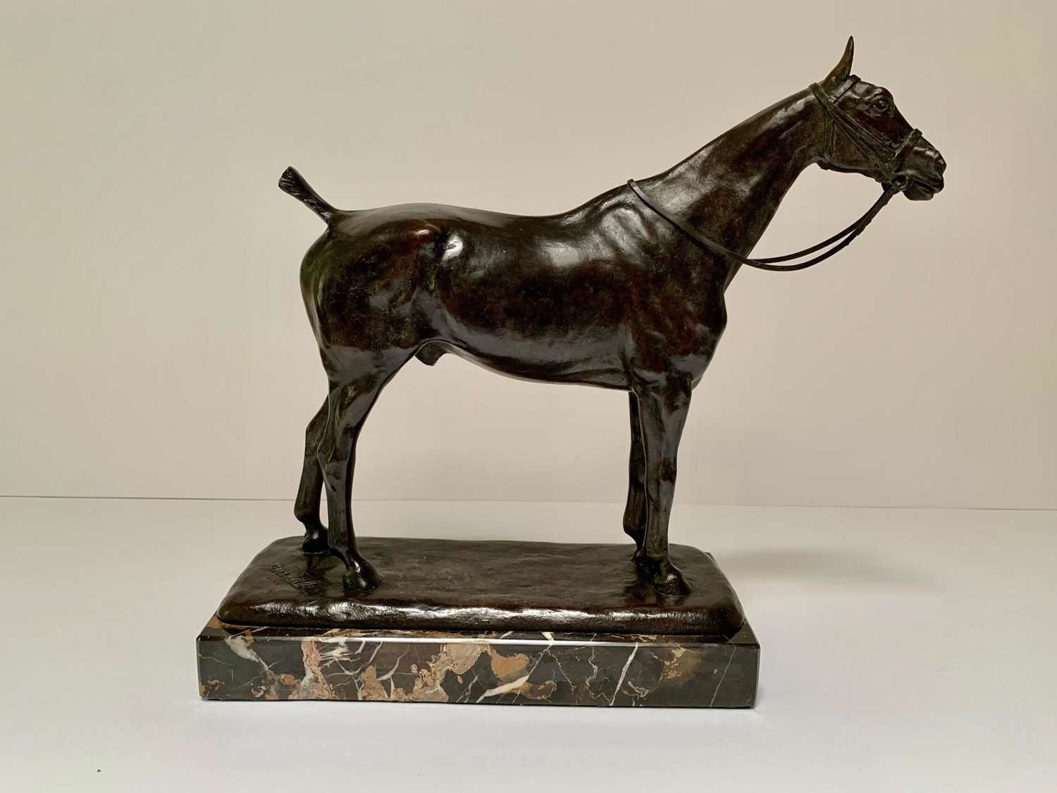 Roger De Minvielle - Bronze - Standing Horse