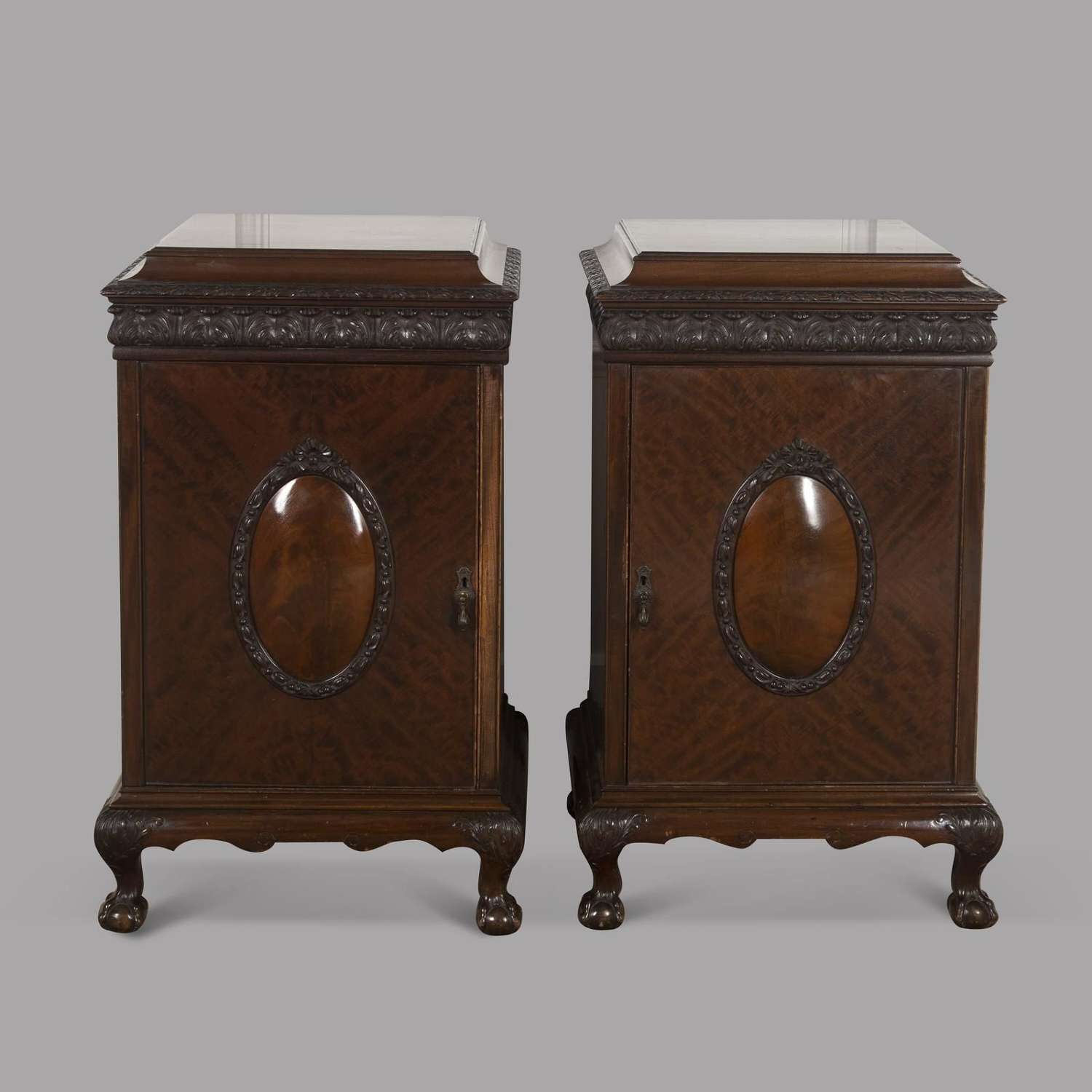 Pair of Large English Mahogany Pedestal / Bedside Side Tables