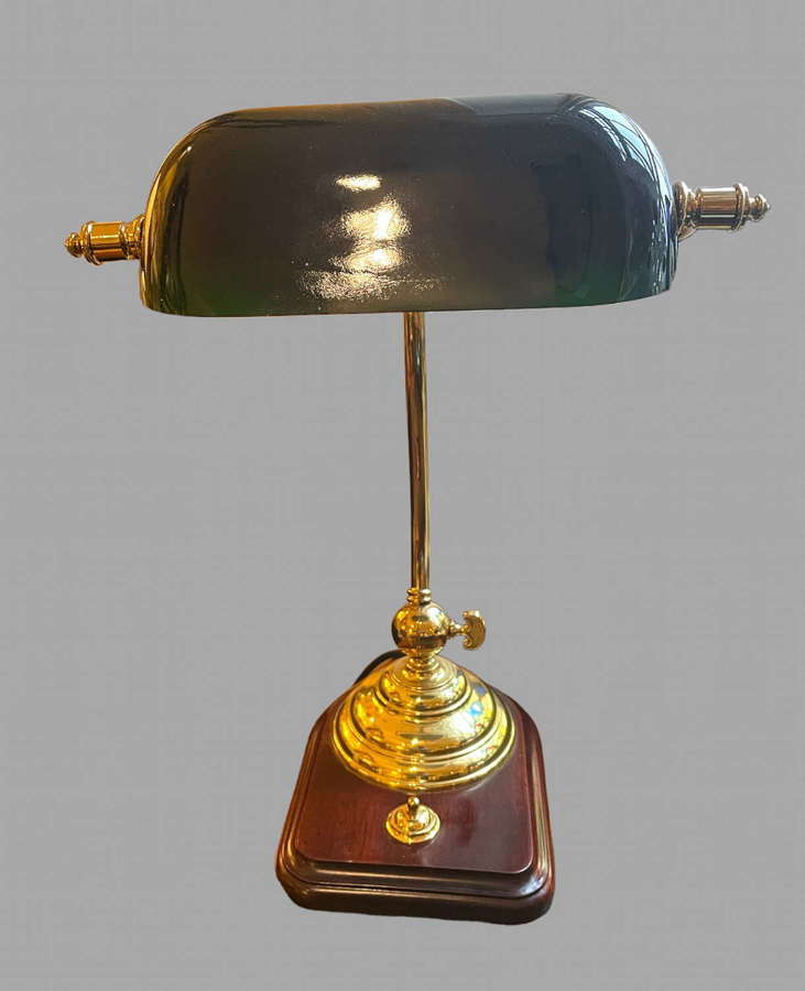An Attractive Brass Bankers Desk Lamp