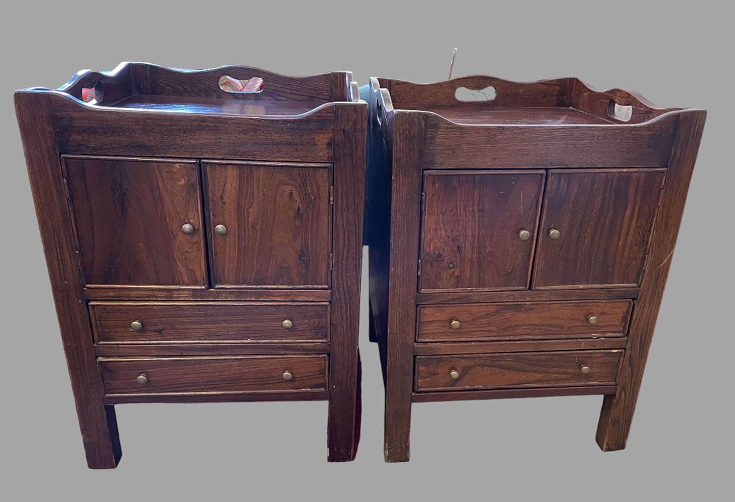 A Pair of George 111 Style Elm Bedside Tables