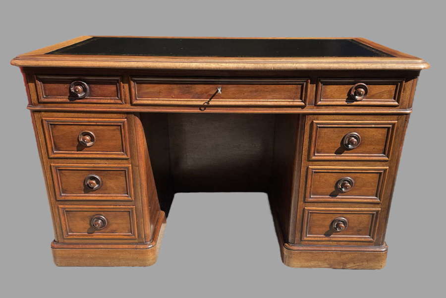 A Very Attractive 19th Century Walnut Desk
