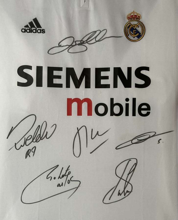 A Signed Real Madrid Shirt 2004