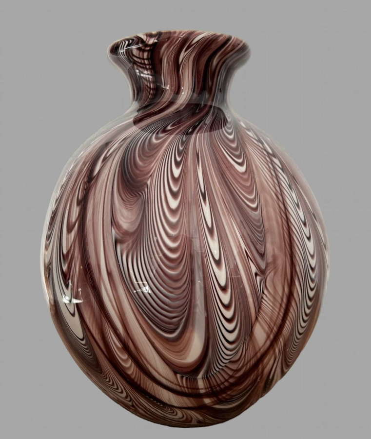 A 20thc Art Glass Vase