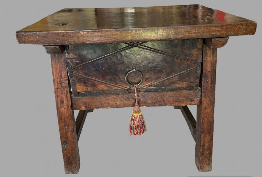 An Attractive 17th Century Spanish Walnut Table
