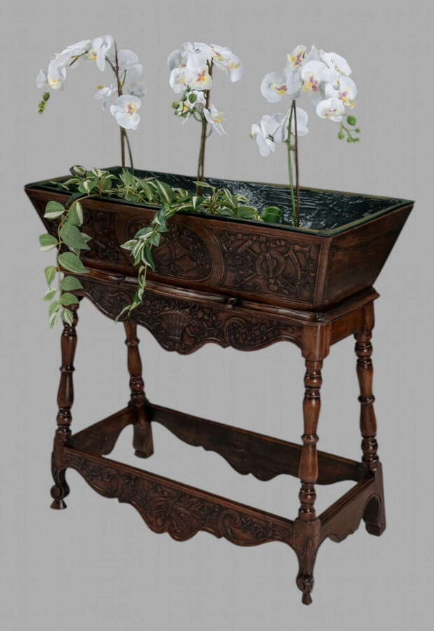 An C18th George III Dough Bin/Planter