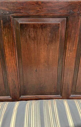 An C18th Georgian Five-Panelled Oak Settle