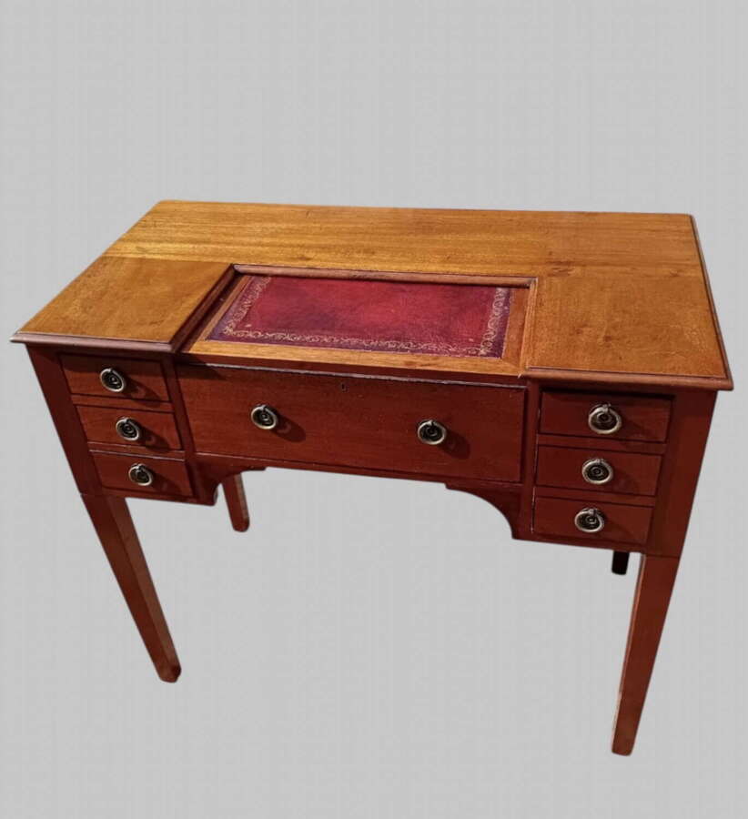 An Early 20thc Mahogany Ladies Writing Table with Leather Slide