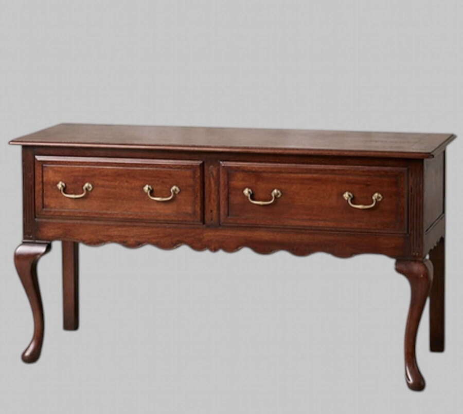 Late 19th Century Oak Dresser Base / Console Table in the Georgian Taste