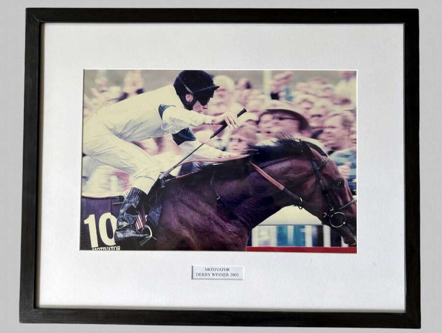 Photograph of Motivator Ridden by Johnny Murtagh Winning Derby 2005